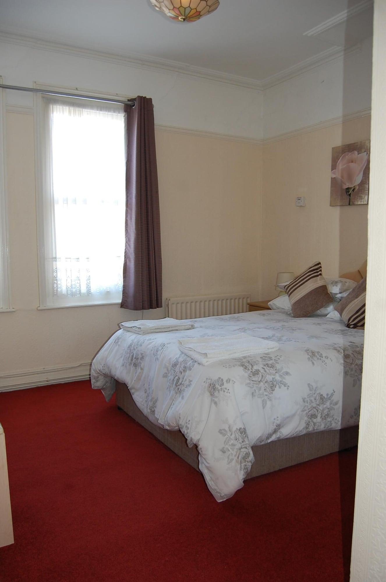 Hotel Weatherbury