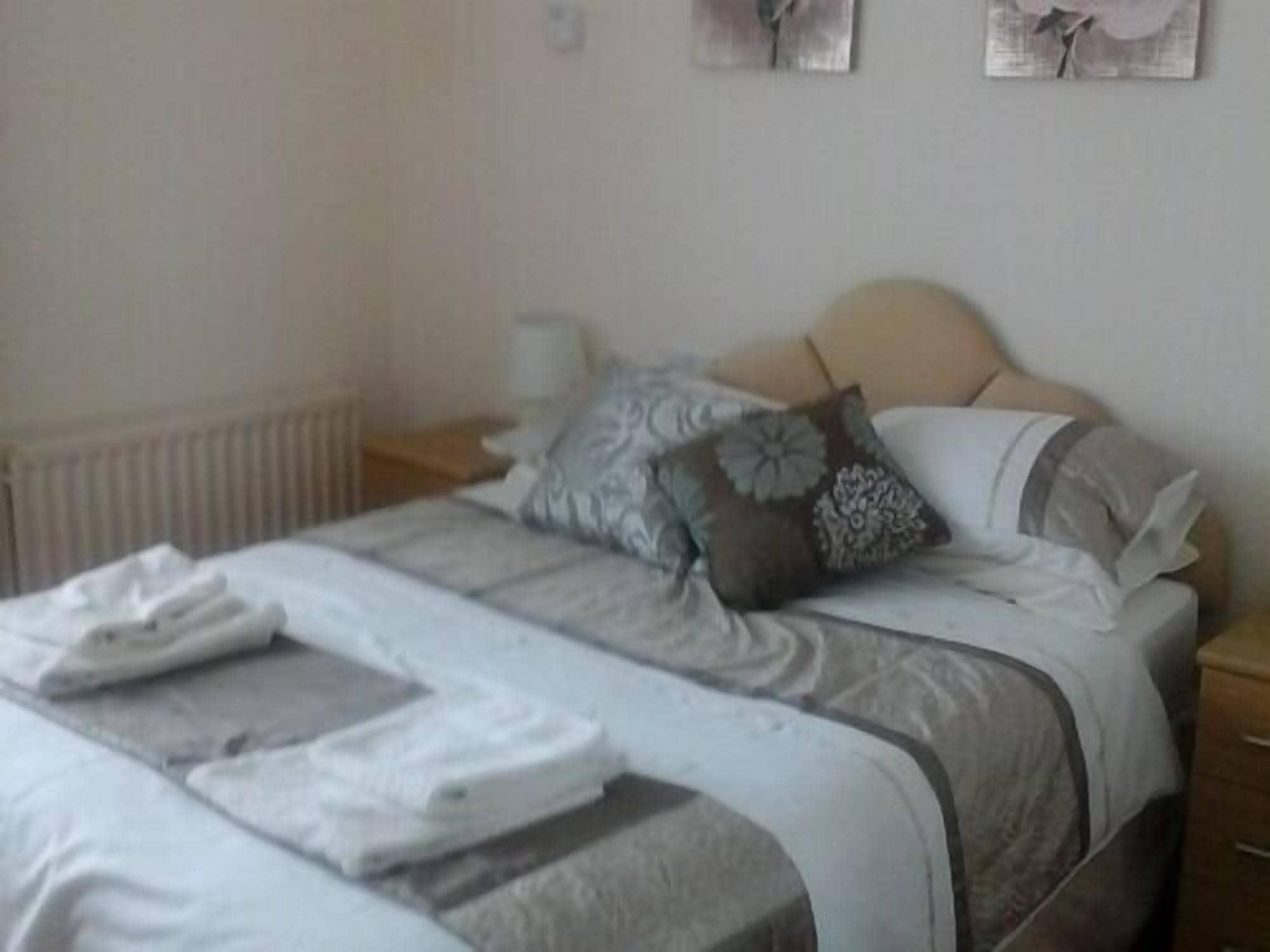 Hotel Weatherbury